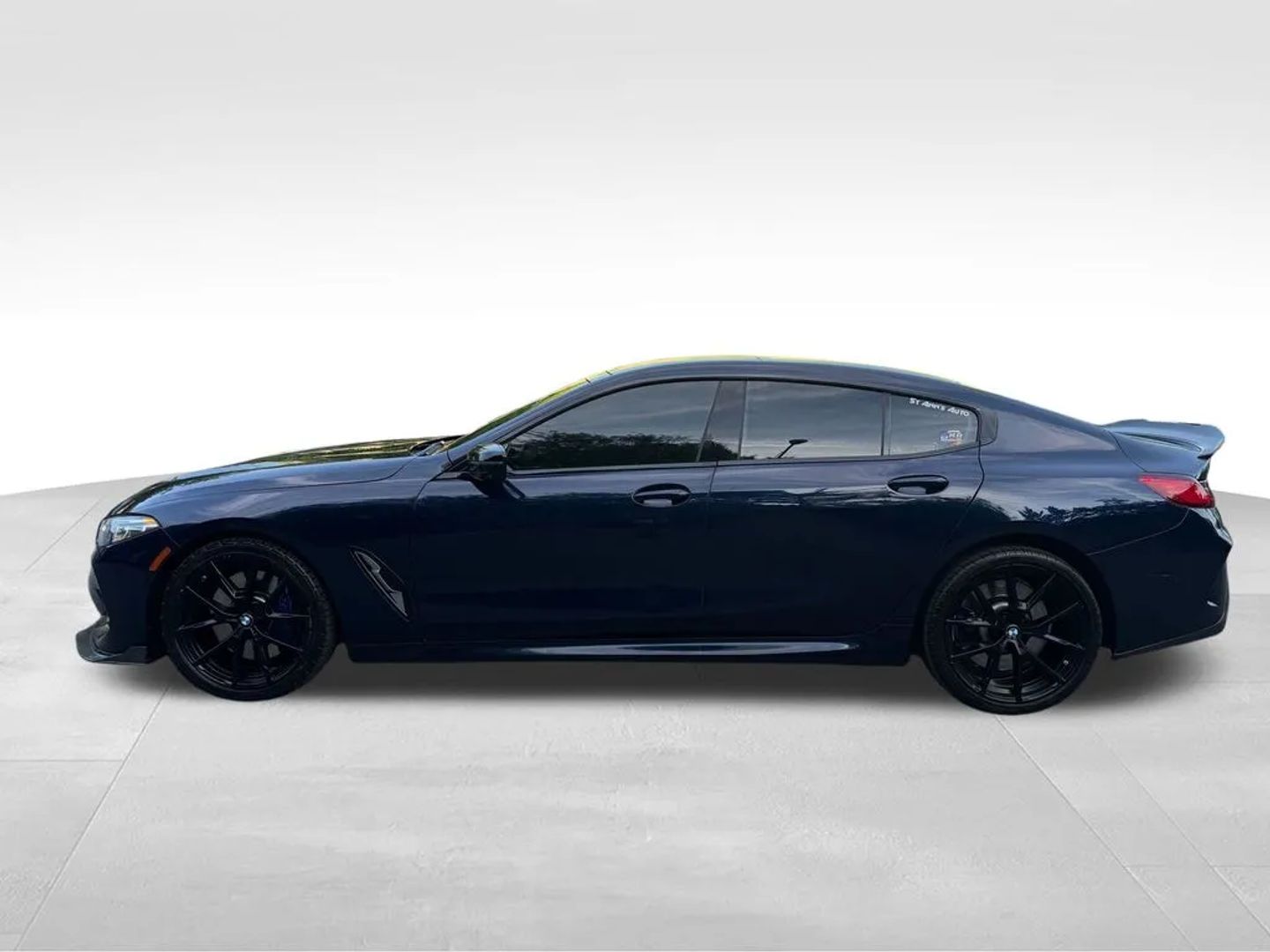 bmw 8 series 2022 WBAGV4C06NCH10545 image bmw 8 series 2022 WBAGV4C06NCH10545 image